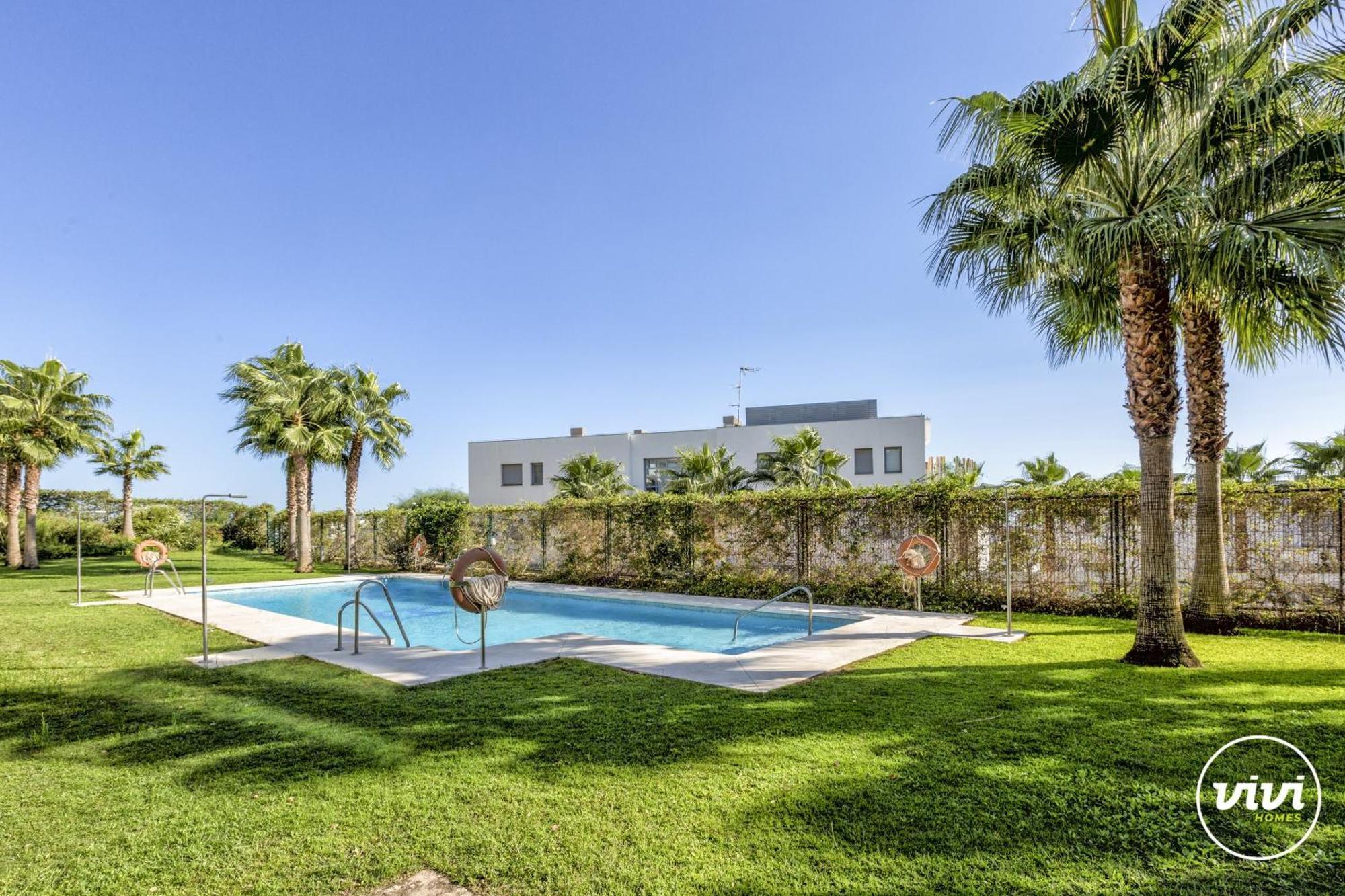 Apartemen Vivi Homes - Casa Ferli Pool, Garden, Golf & Sea View Marbella