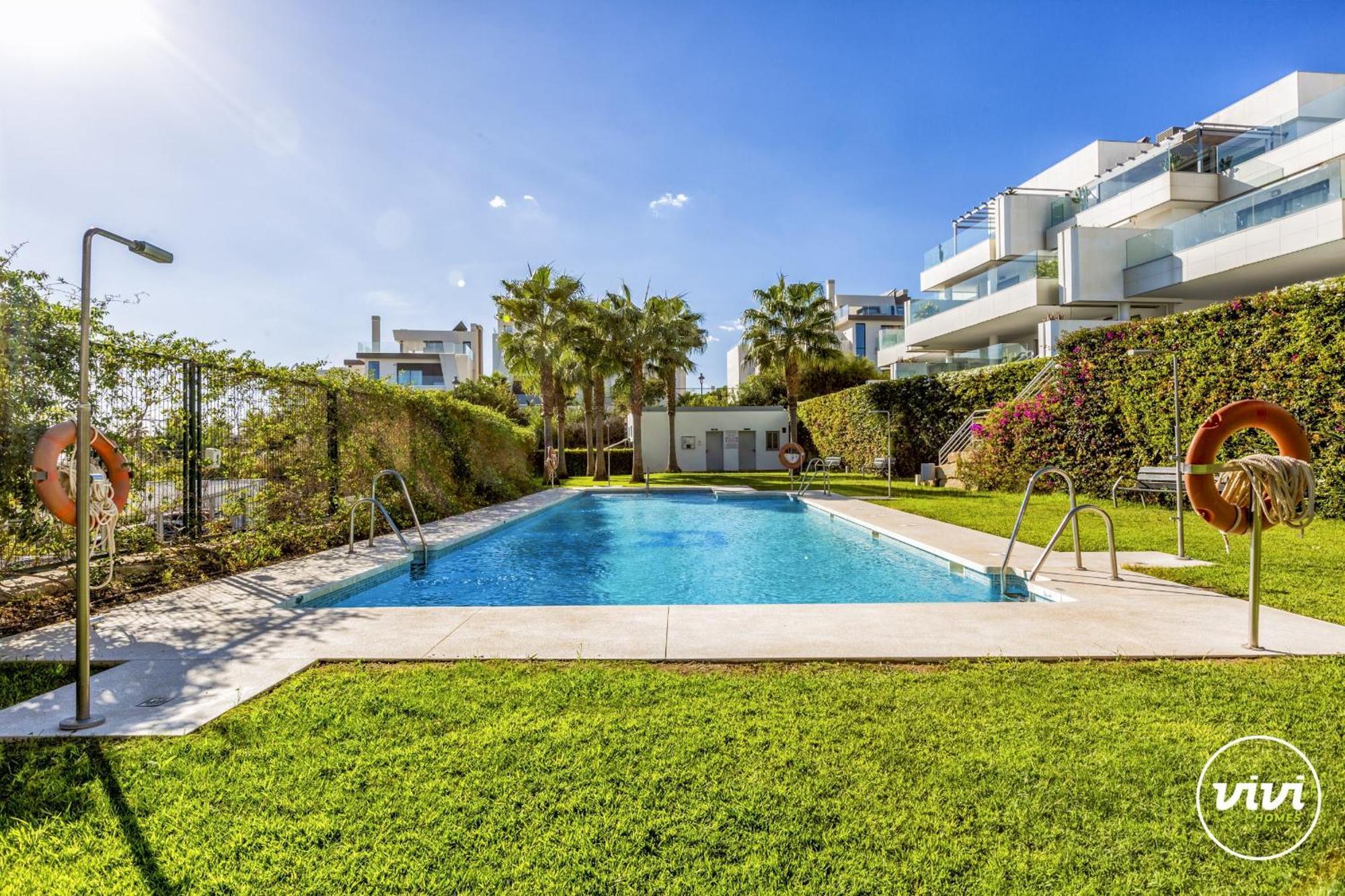 Vivi Homes - Casa Ferli Pool, Garden, Golf & Sea View Apartemen